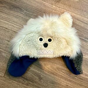 Gap Kids Small/Medium Yetti Hat